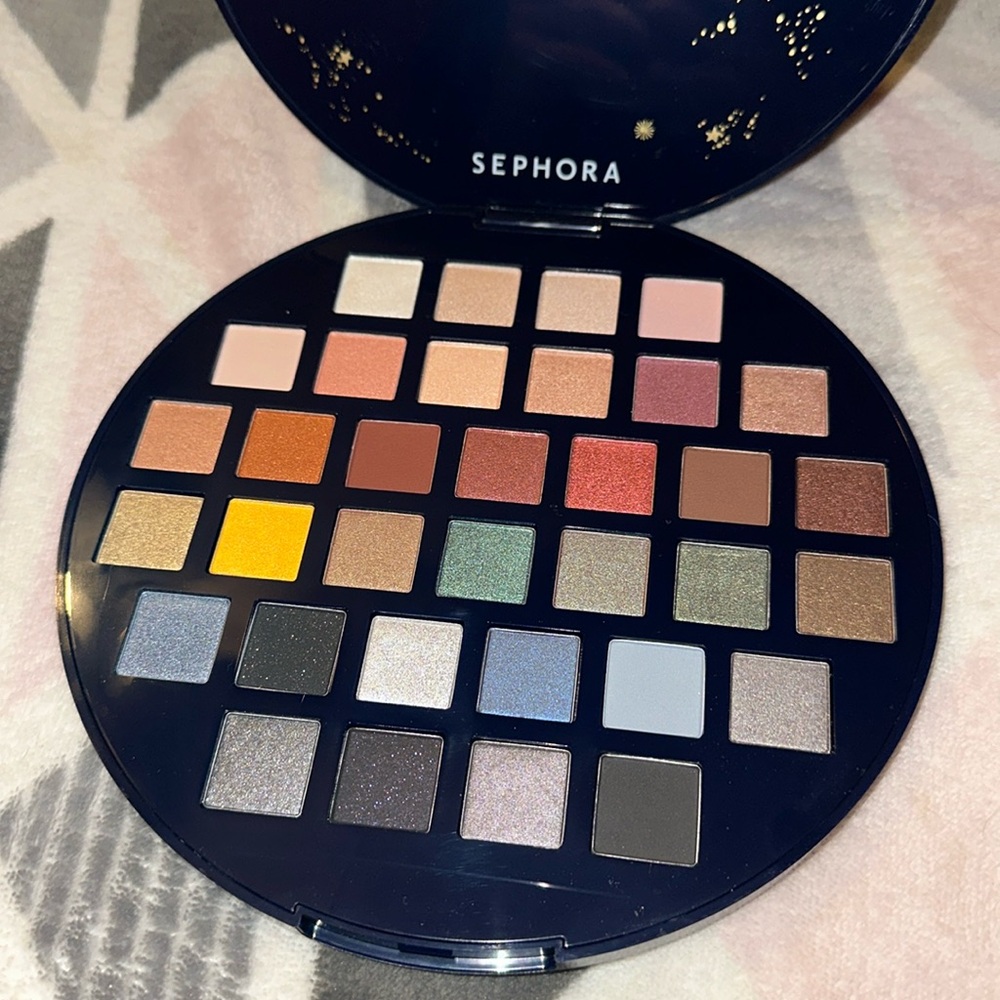 Sephora La Chasseuse D’etoiles Star Catcher Eyeshadow Palette